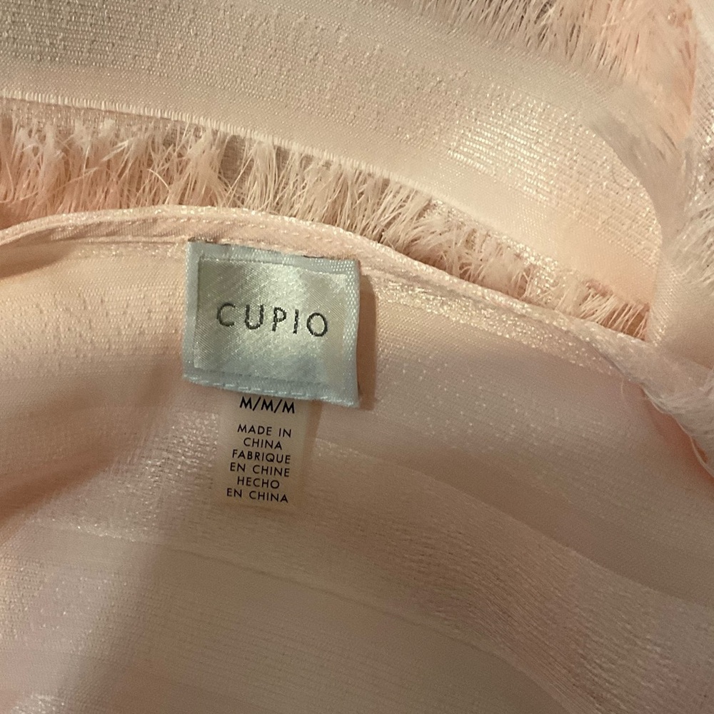 Cupio pale pink fringed blouse. Size Medium - Picture 6 of 7